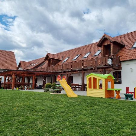 Penzion U Farmare Chotoviny Zewnętrze zdjęcie