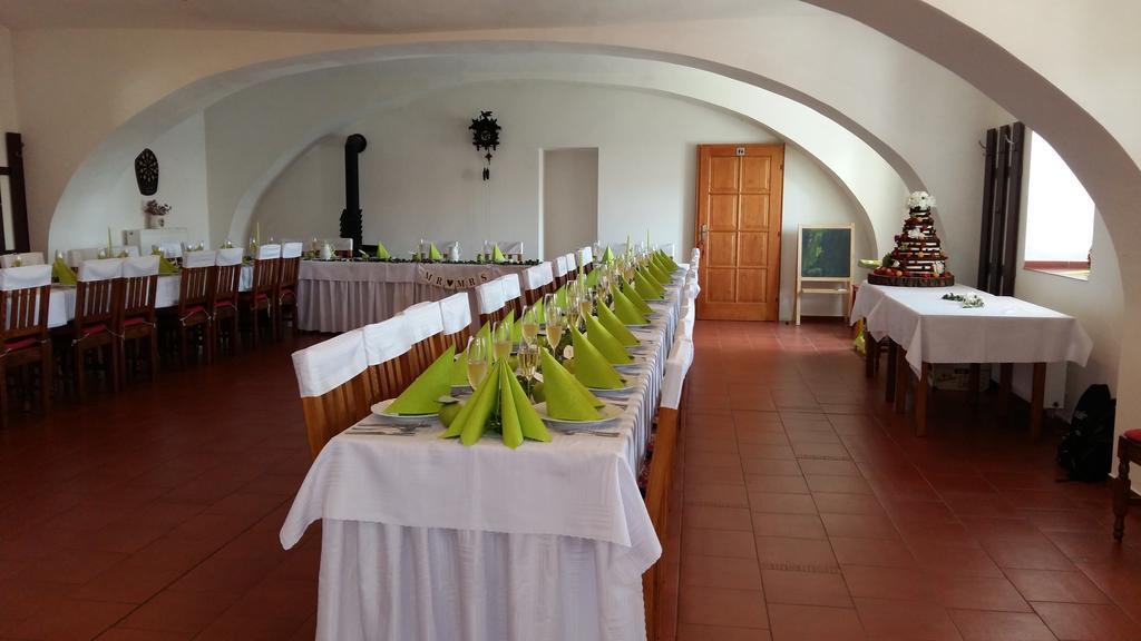 Penzion U Farmare Chotoviny Zewnętrze zdjęcie