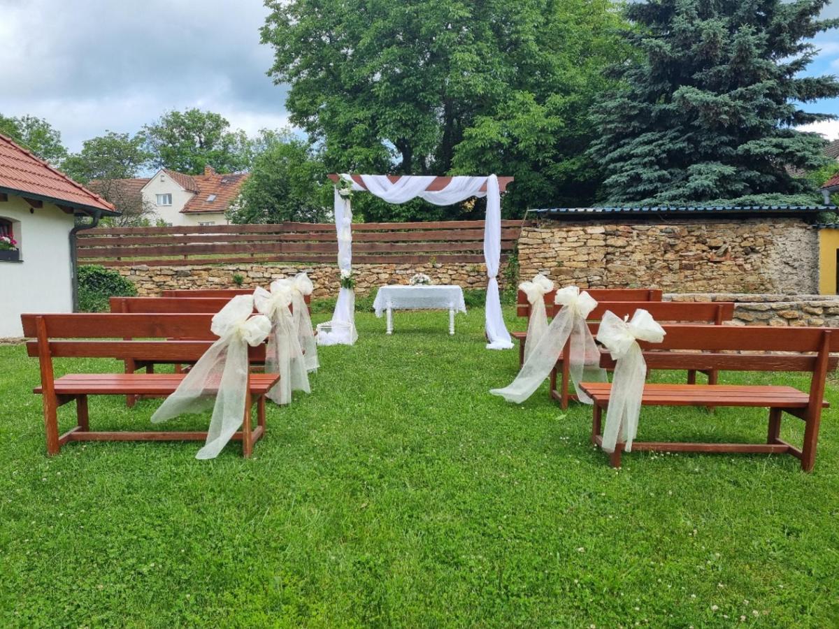 Penzion U Farmare Chotoviny Zewnętrze zdjęcie