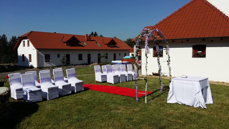 Penzion U Farmare Chotoviny Zewnętrze zdjęcie